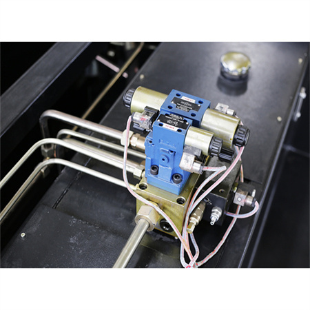 CNC preses bremžu elektriskā hidrauliskā sinhronā liekšanas mašīna Delem DA53t ar kroni