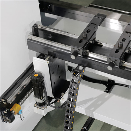 Augstas stabilitātes servomotoru CNC programmēšana, nepārprotama darbība, elektriskās preses bremzes