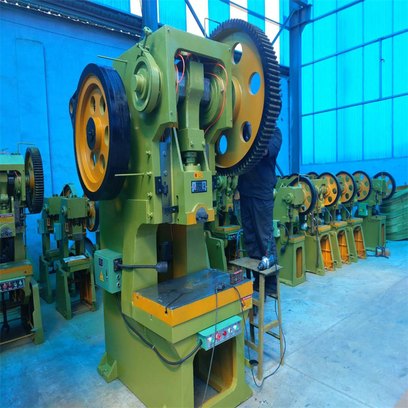 J23 sērijas mehāniskā jaudas prese 250 līdz 10 tonnu štancēšanas mašīna metāla caurumu štancēšanai
