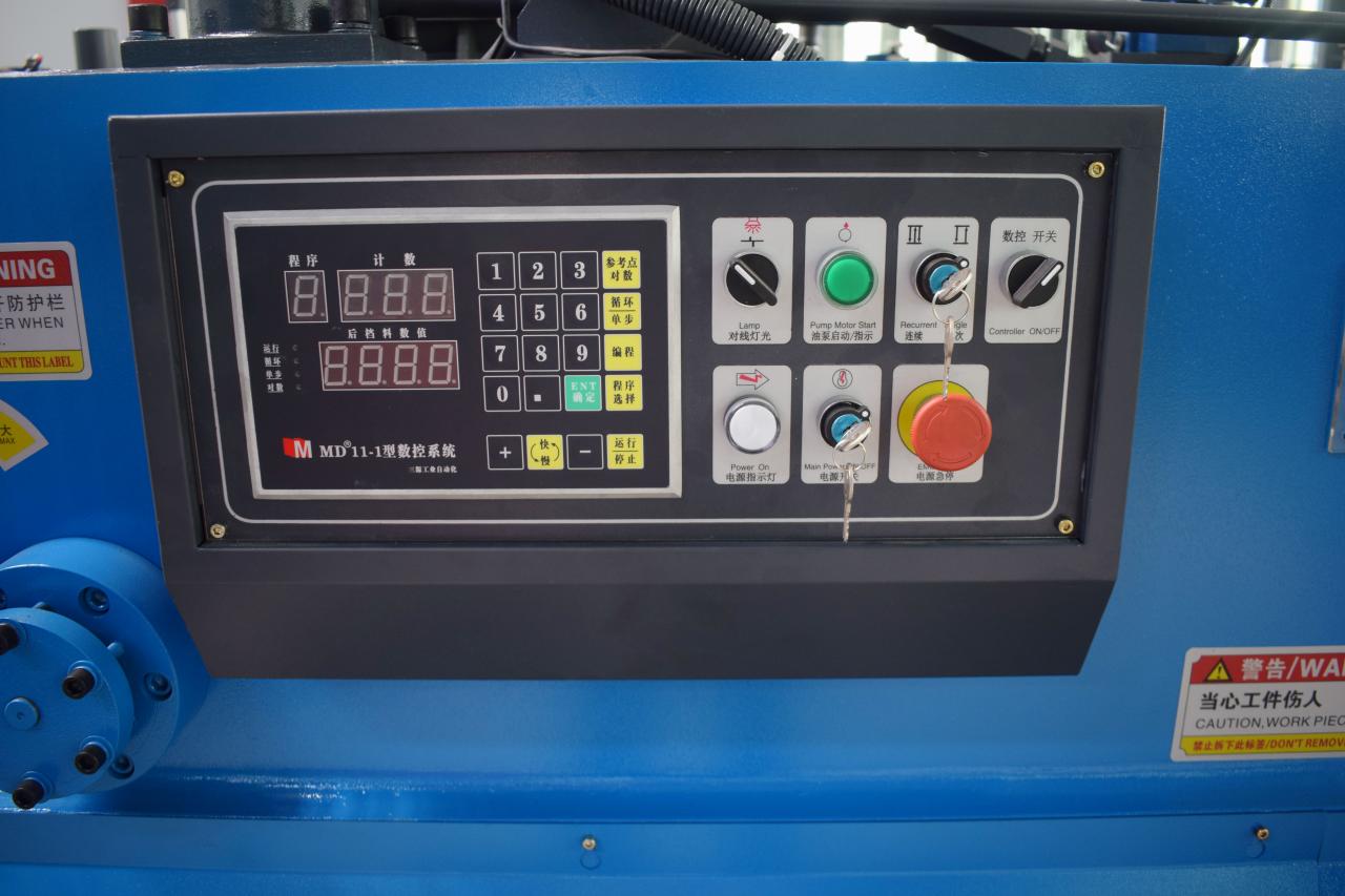CNC lokšņu metāla griešanas mašīna Tērauda plākšņu hidrauliskā griešanas mašīna